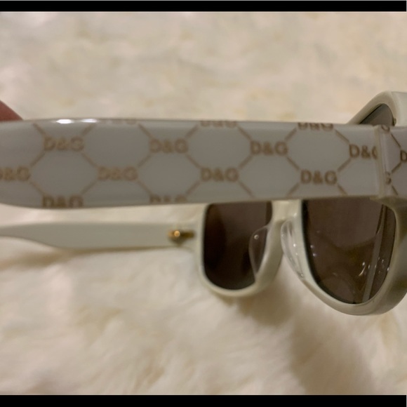 D&G logo Dolce & Gabbana White Gold SUNGLASSES - Picture 8 of 15